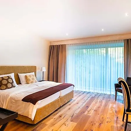 Hotel Waldesruh 3*