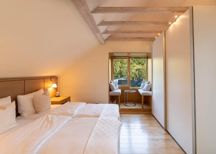 ホテル Waldesruh ジークブルク